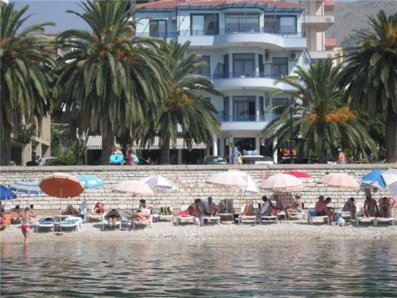 Hotel Ari ساراندا المظهر الخارجي الصورة